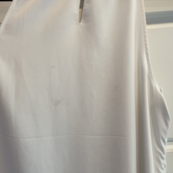 Beautiful Banana Republic lace halter top - Picture 4 of 4